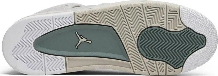 Air Jordan 4 GG Pearl sneakers, gray