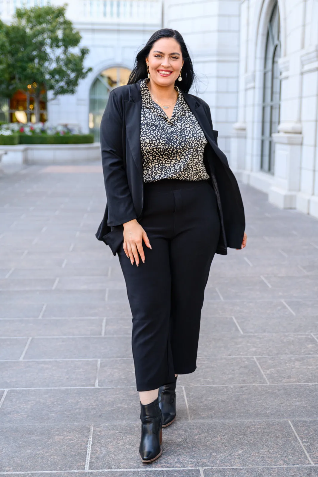 Big Dreams Stretch Pull On Dress Pants In Black
