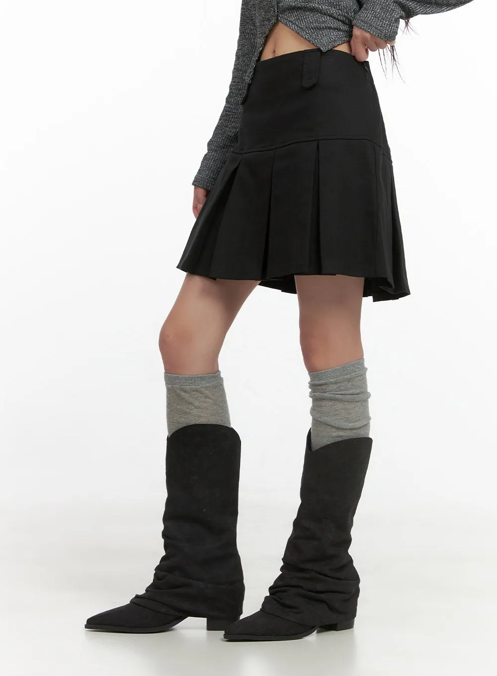 Box Pleated Mini Skirt CG430