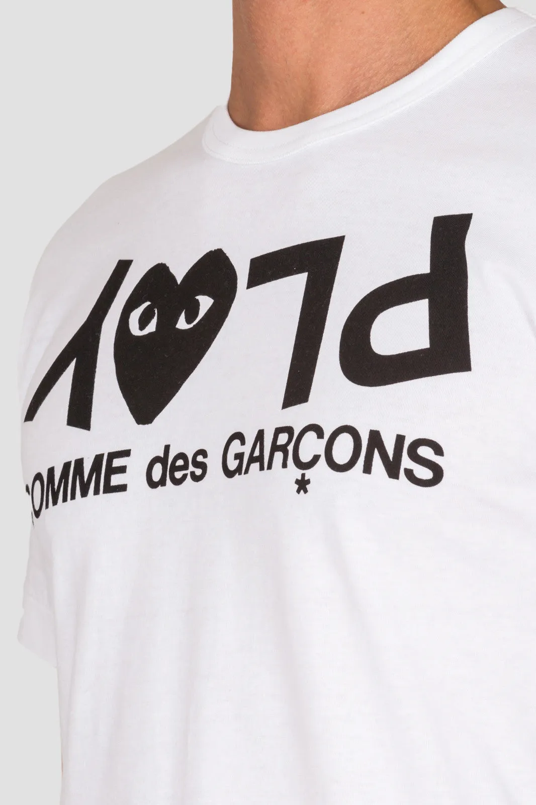 T-Shirt Play Logo