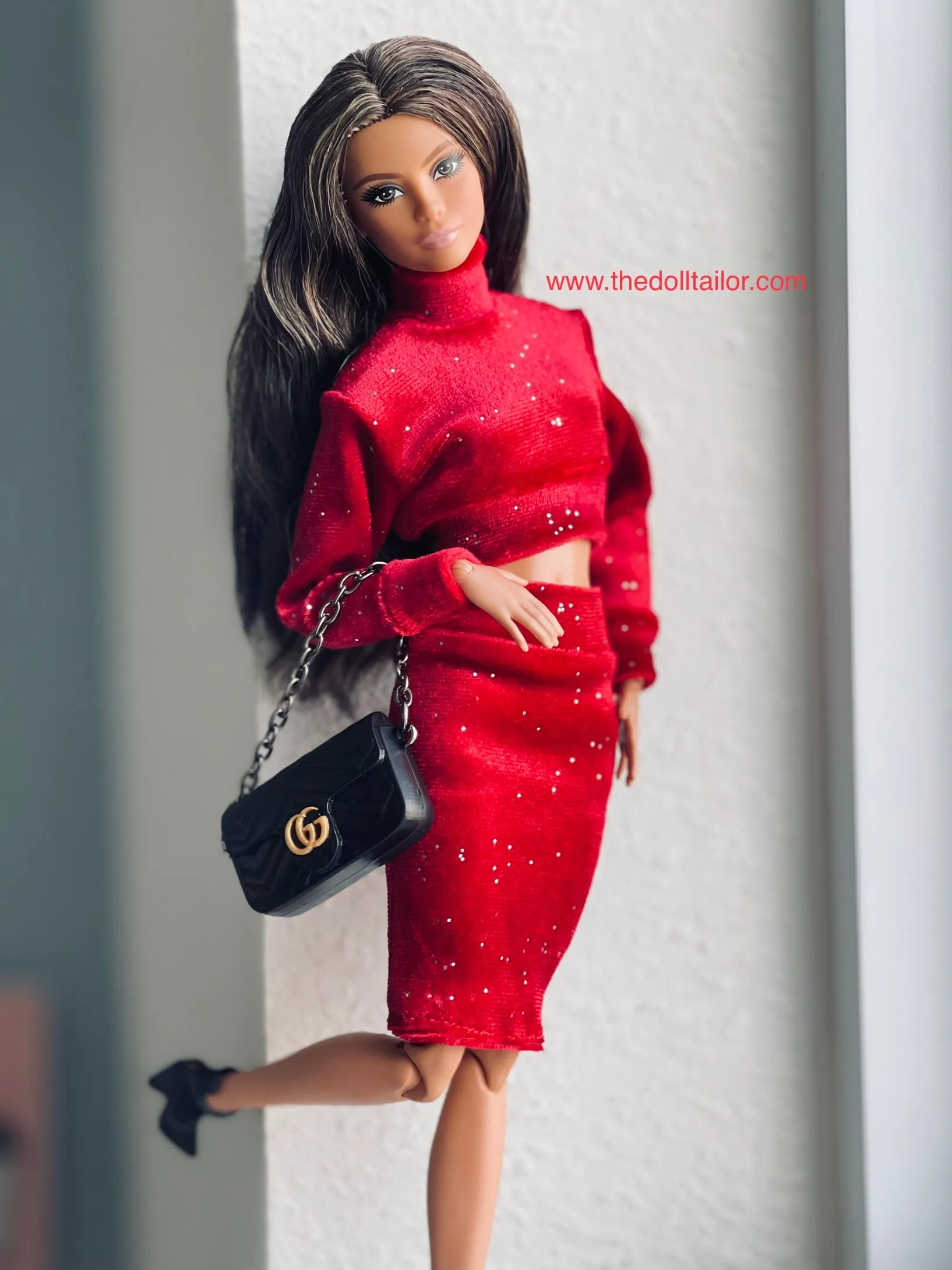 Velvet crop top and pencil skirt for fashion dolls