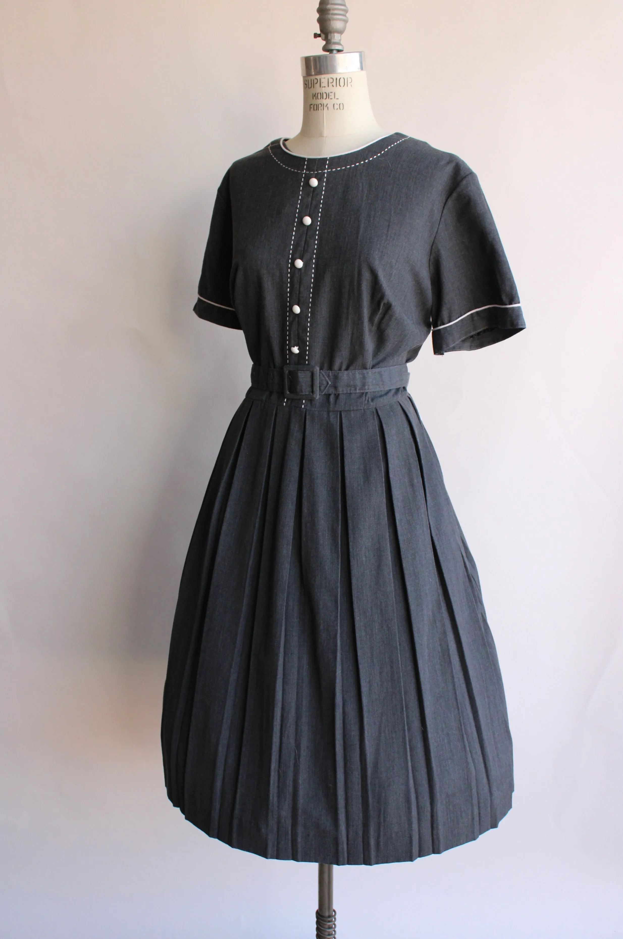 Vintage 1960s Plus Size Gray Dress with Belt