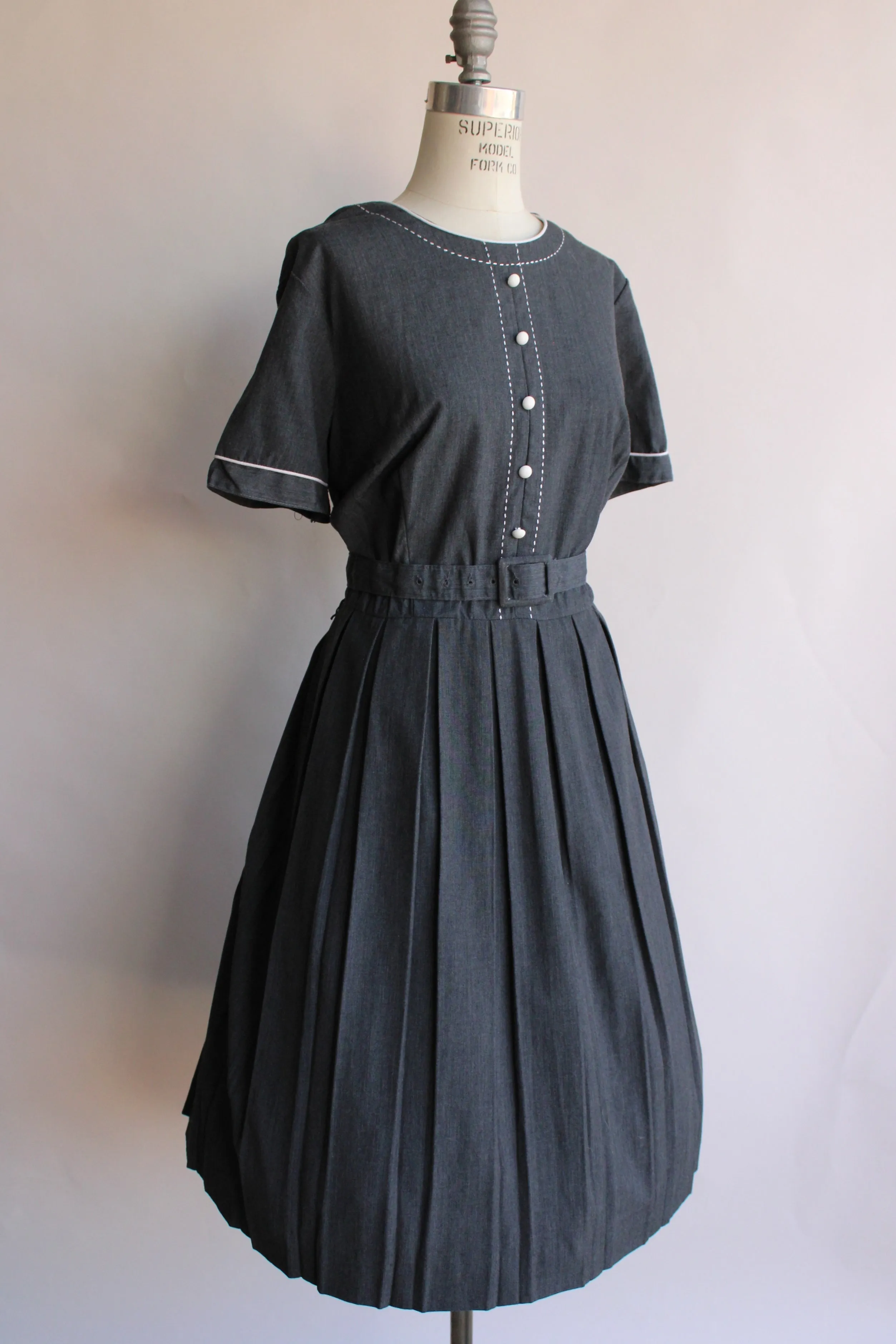 Vintage 1960s Plus Size Gray Dress with Belt
