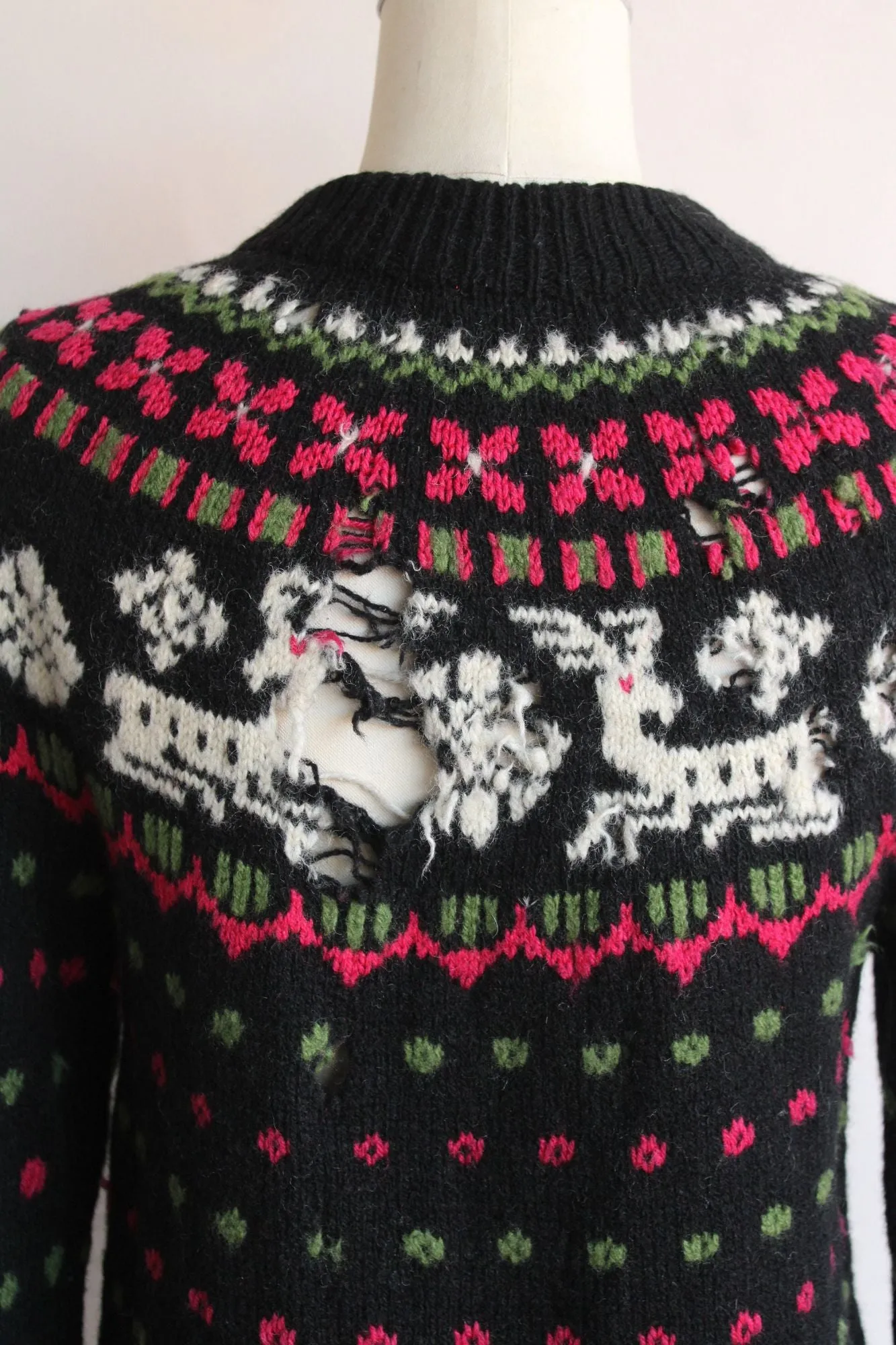 Vintage 1970s Nordic Style Kofler Luzern Sweter with Reindeer