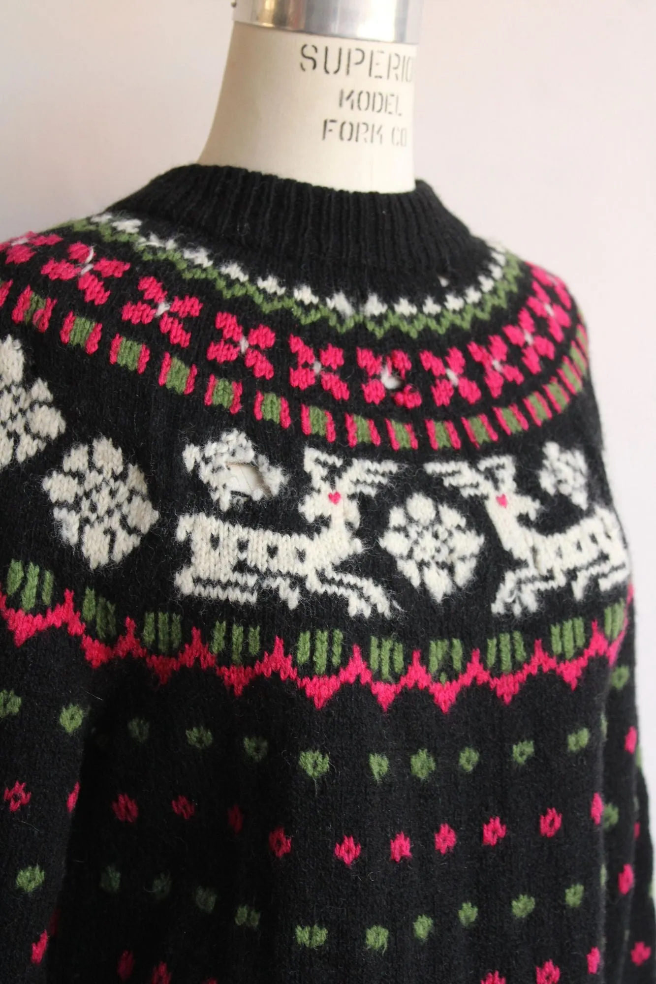 Vintage 1970s Nordic Style Kofler Luzern Sweter with Reindeer