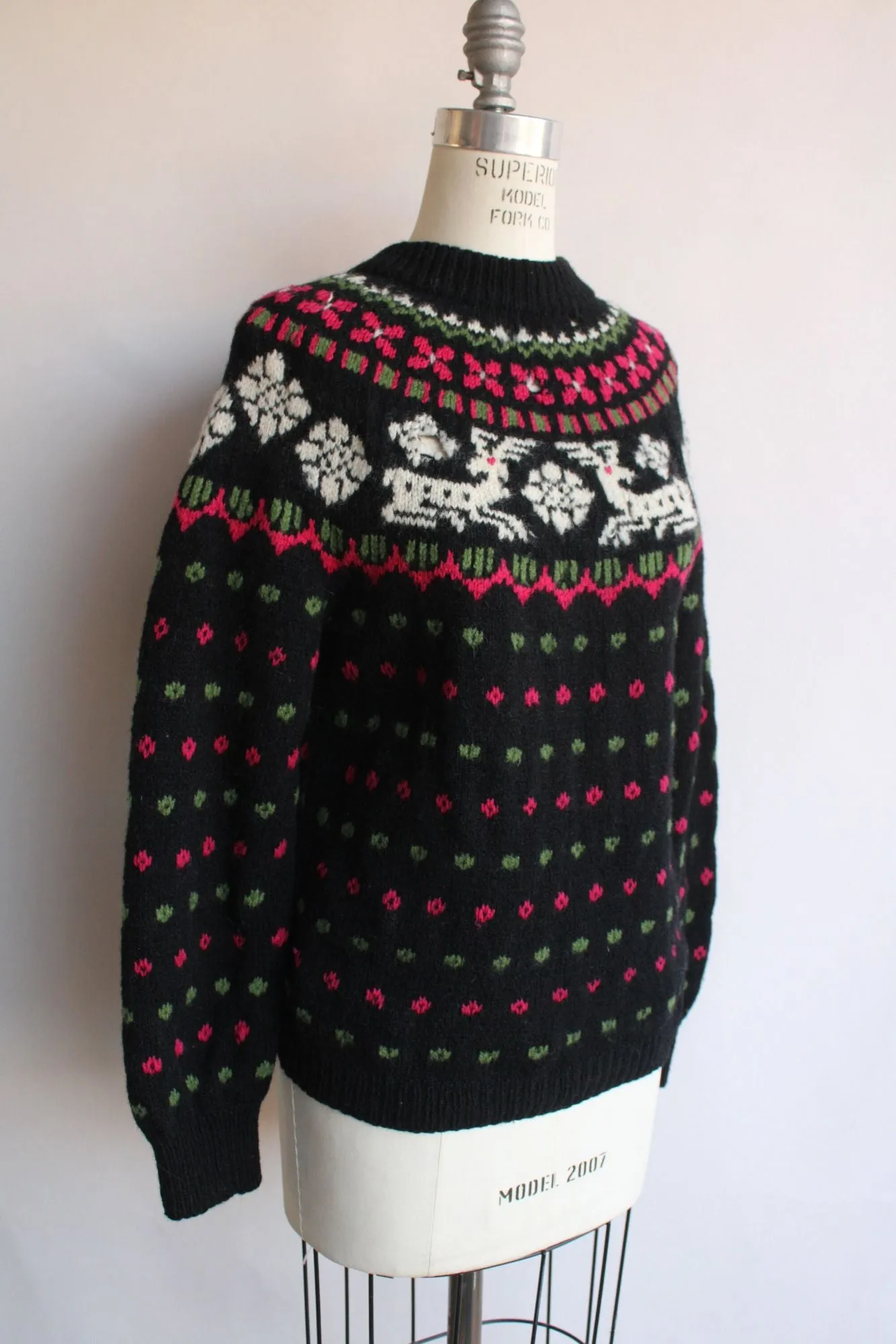 Vintage 1970s Nordic Style Kofler Luzern Sweter with Reindeer
