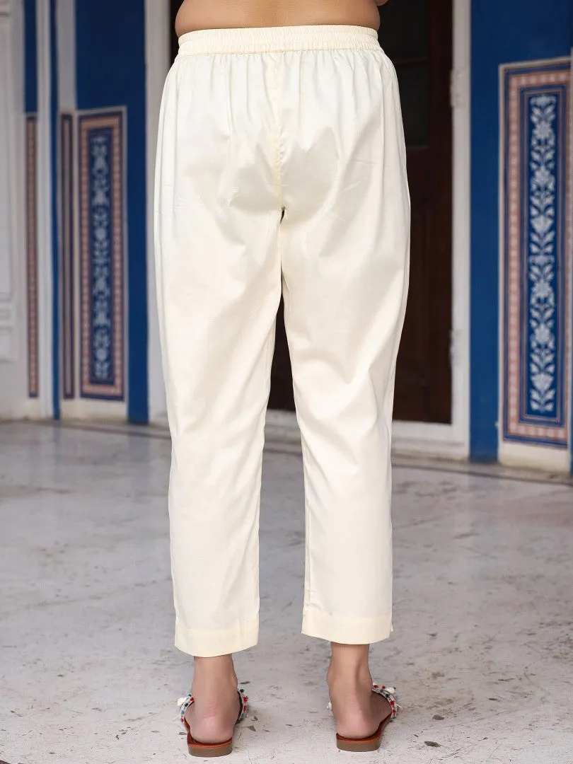 Women Off-White Cotton Lycra Solid Slim Fit Pants